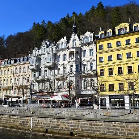 Palacky Karlovy Vary