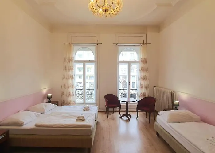 Hotell Palacky Karlovy Vary